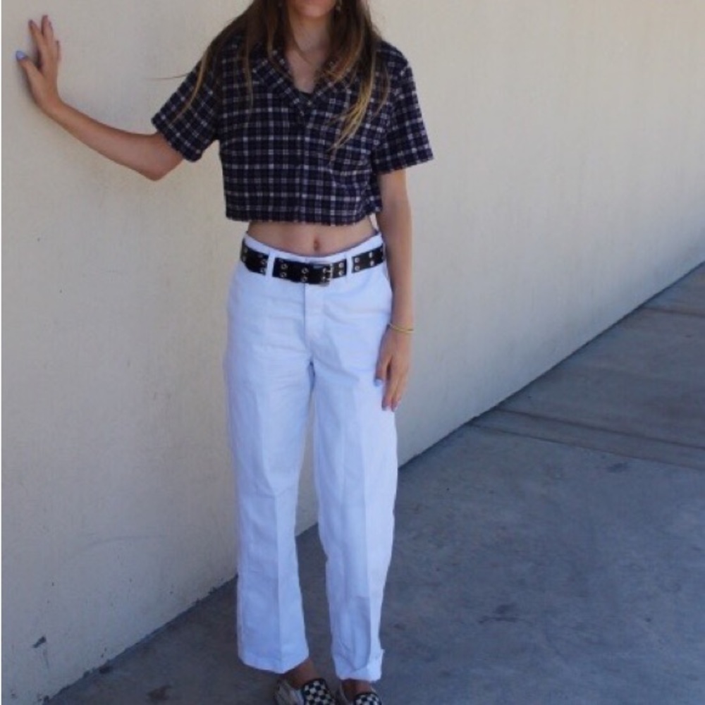 Brandy Melville cropped collar button down plaid navy top